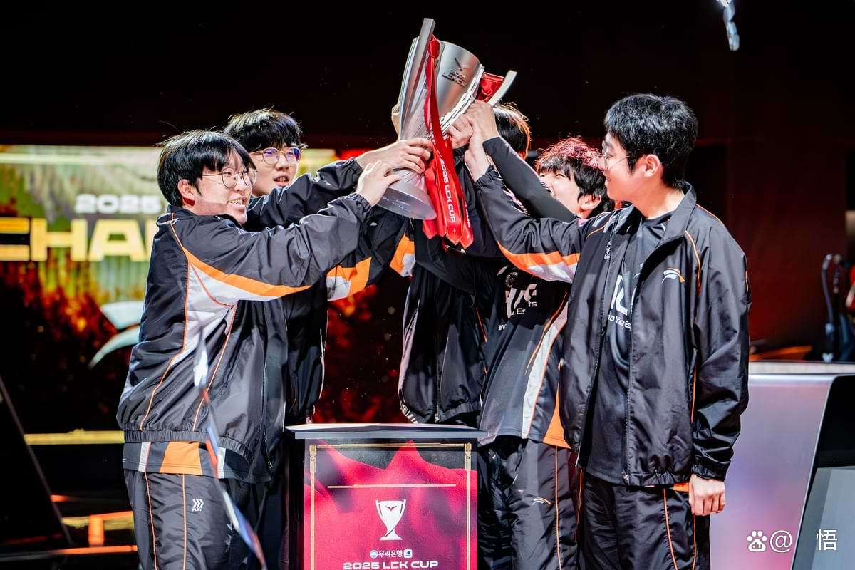 关于PSG横扫HLE，Inspired拿下关键大龙顶尖较量四强赛，强势挺进下一轮的信息