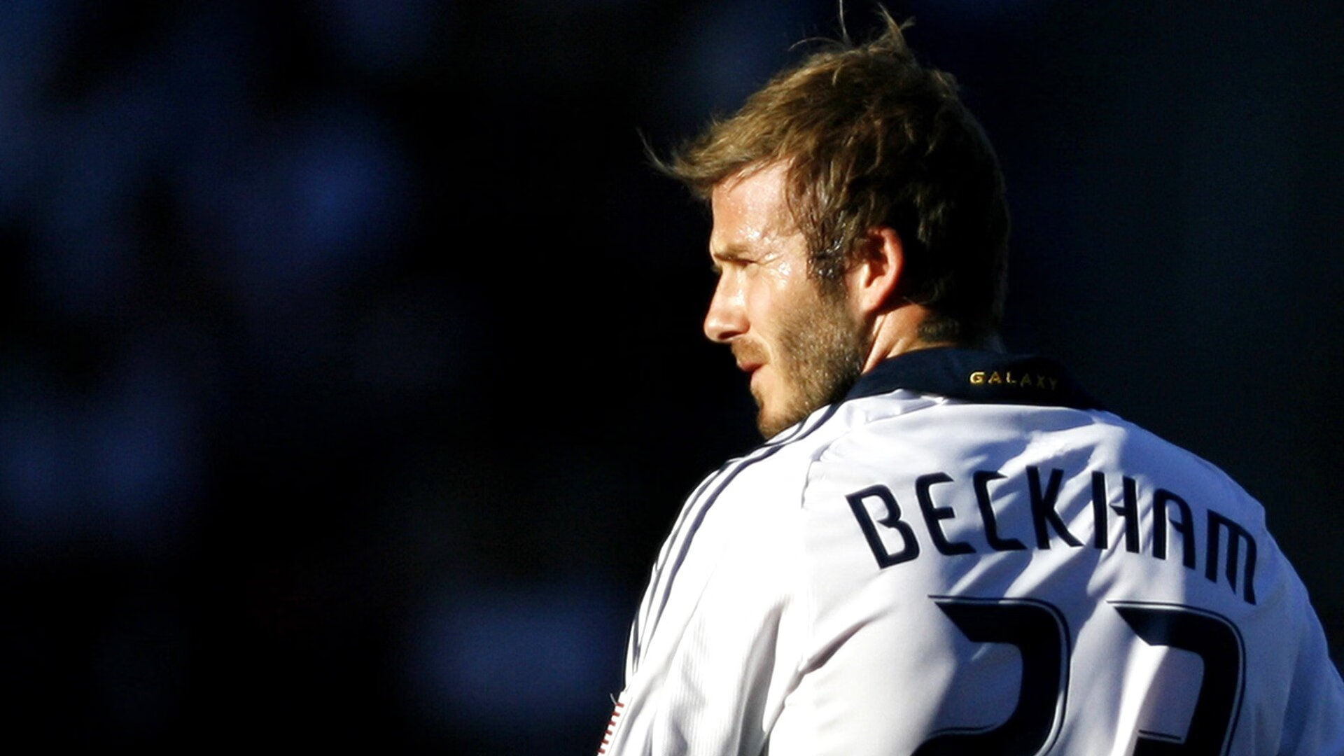 草根英雄的逆袭，当克瓦拉茨赫利亚的魔法击穿皇马的铠甲